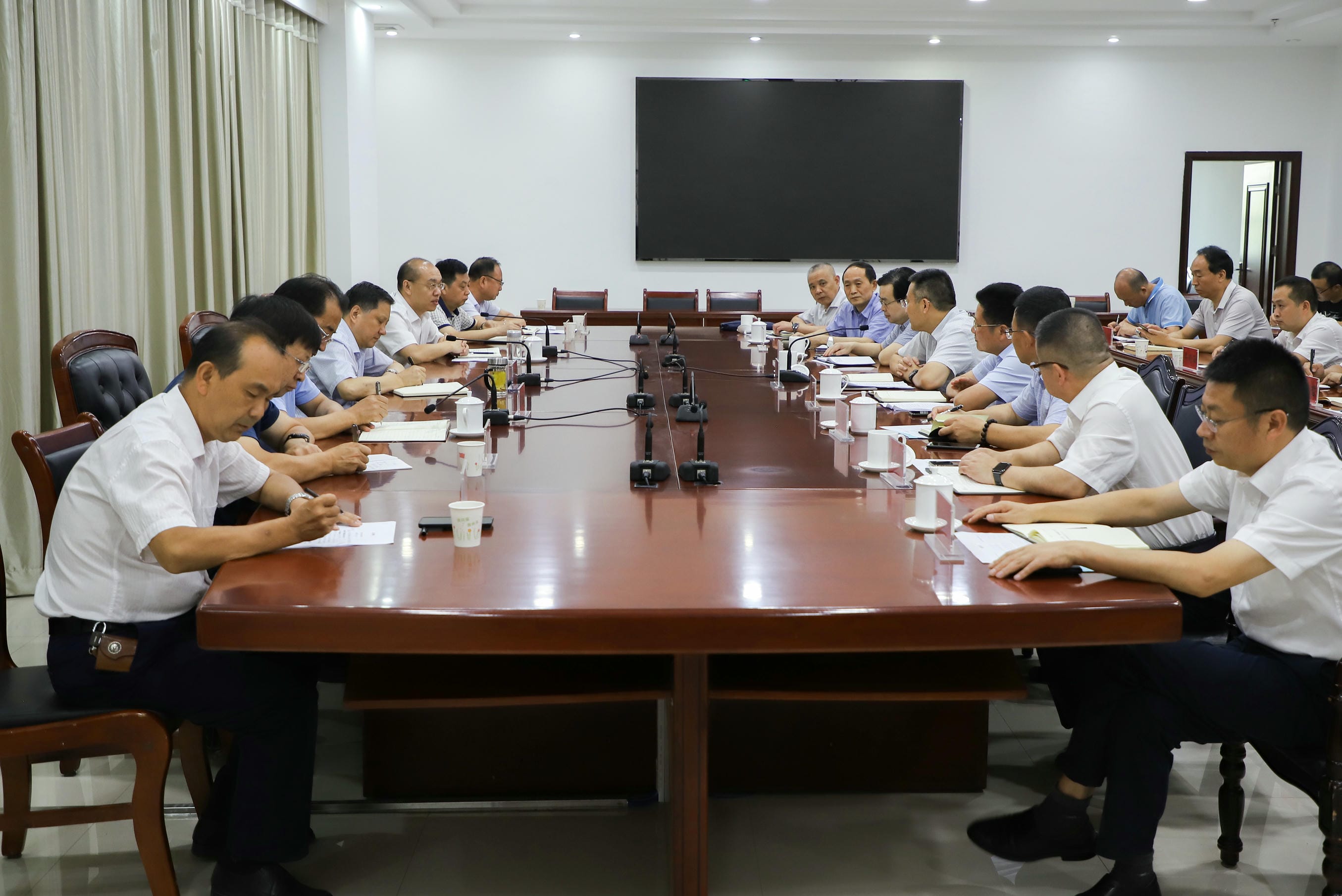 陈贵林赴陇南推动市局战略相助_J9集团新闻_新闻中心_J9集团有限责任公司