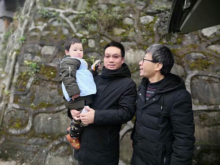  扶贫路上洒下的都是爱-审计处党支部决胜扶贫攻坚凉山彝家山寨行_社会责任_企业文化_J9集团有限责任公司