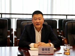 冶勘物流公司与招商银行成都分行举行座谈 _协同多元工业_工业生长_J9集团有限责任公司