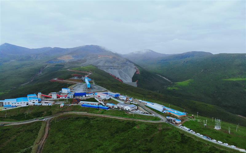 向阳而生，，，集团松树南沟金矿勇立峰顶搏劲风！