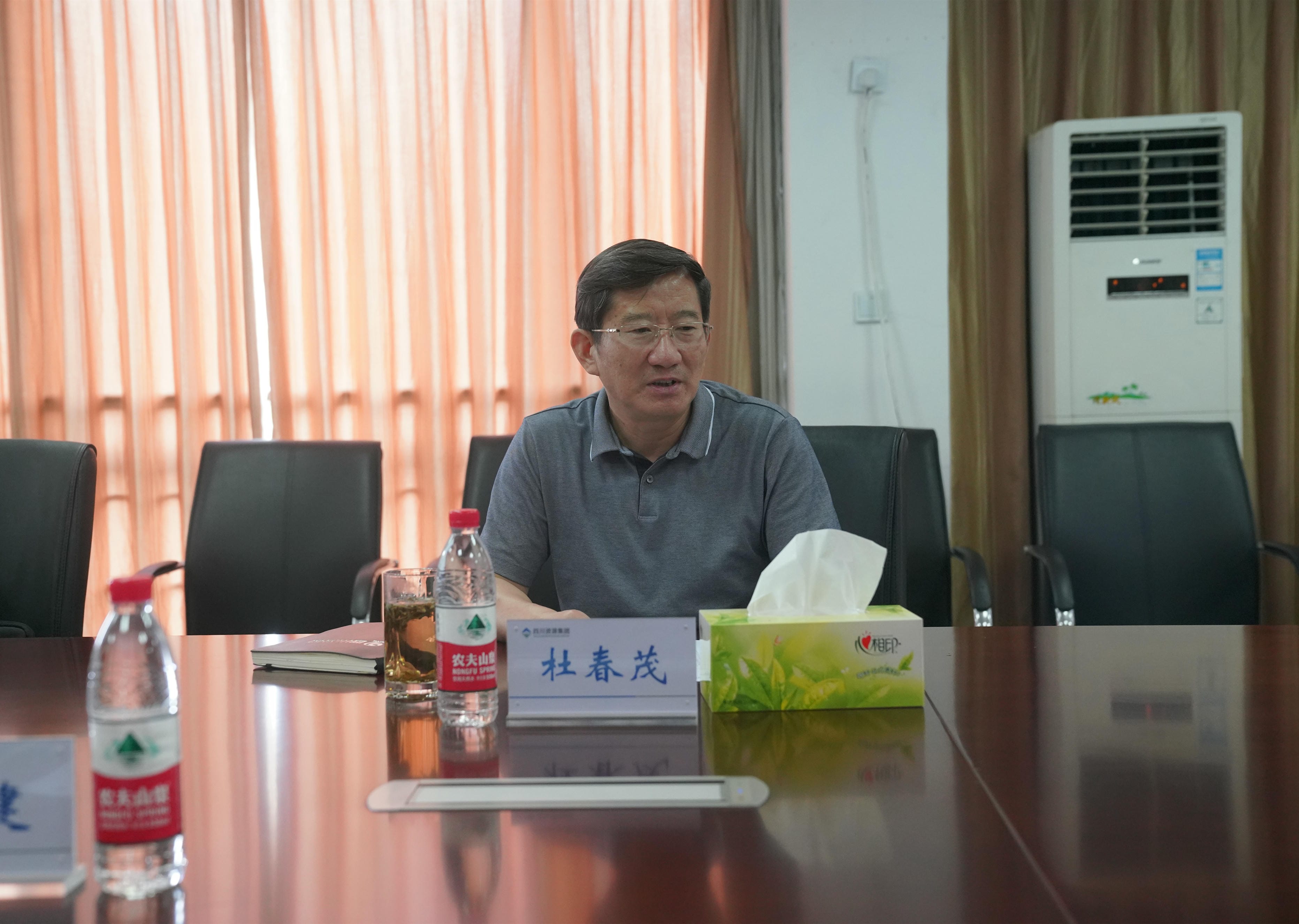 调研交流拓思绪 相互学习促提升 ——工业企业转型升级调研行_J9集团新闻_新闻中心_J9集团有限责任公司
