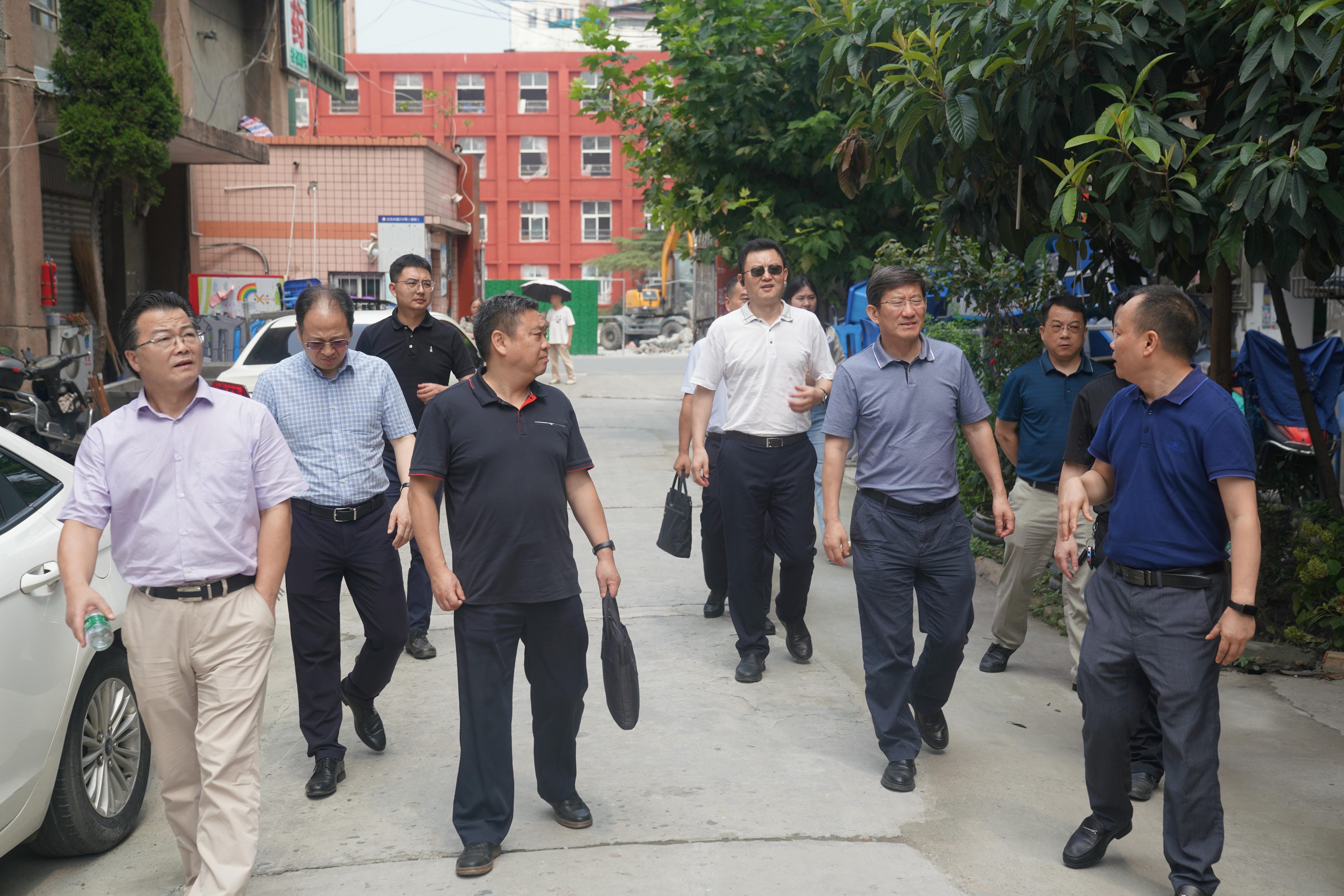 调研交流拓思绪 相互学习促提升 ——工业企业转型升级调研行_J9集团新闻_新闻中心_J9集团有限责任公司