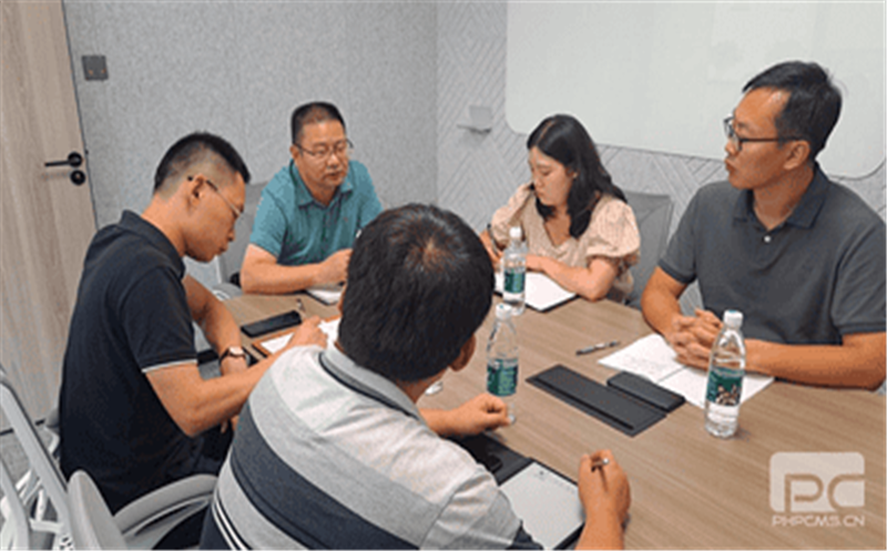“增强企业劳动保； 关爱职工身心康健” 冶勘物流分工会开展清静检查暨“夏送清凉“慰问活动