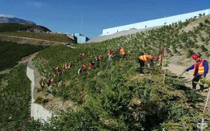 地球日丨以鑫顺之力，，，，，，共绘绿色矿山画卷