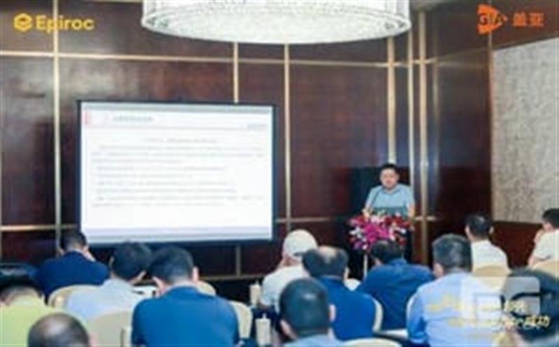 智慧碰撞，，，创意飞扬——华锋钻探加入安百拓公司立异日活动 点亮行业新未来