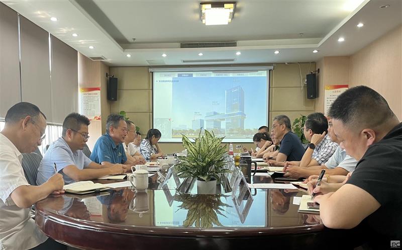 中成集团与四川J9集团置业集团举行座谈交流